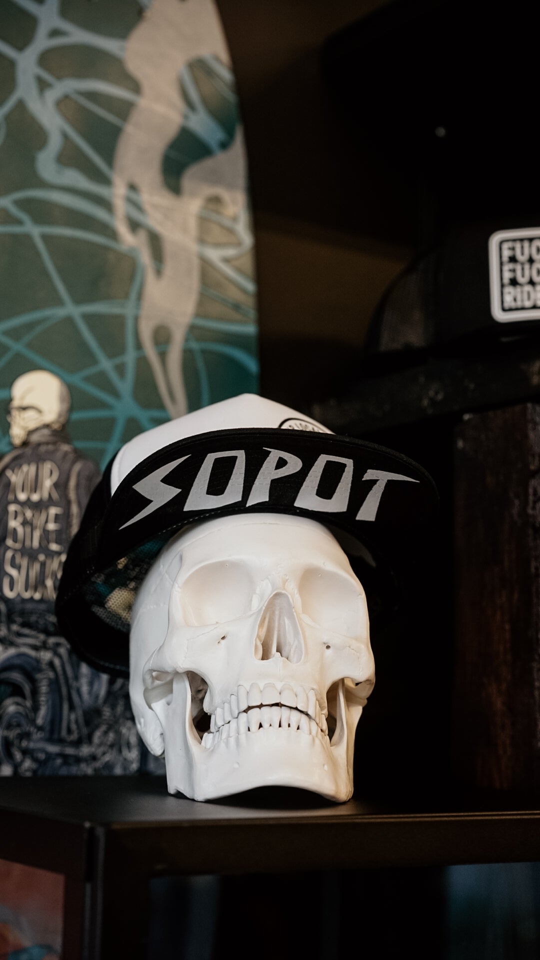 Support 97 | trucker black/white/flat
