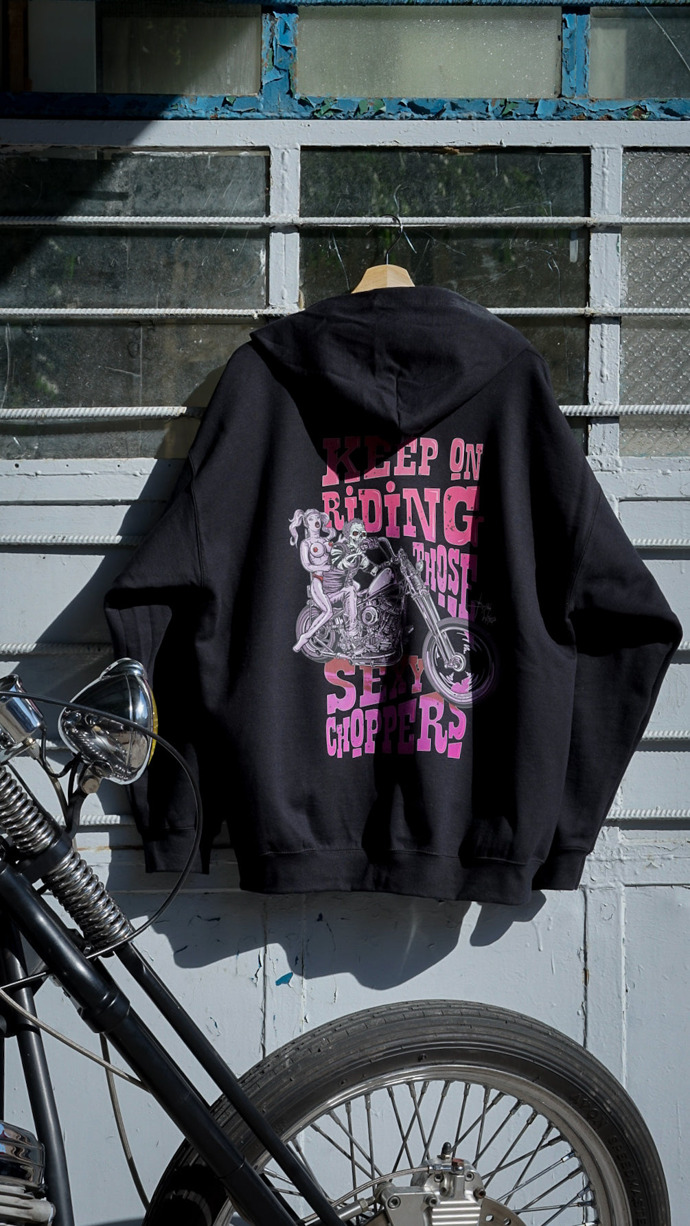 Sudadera con capucha y cremallera Feel the Love